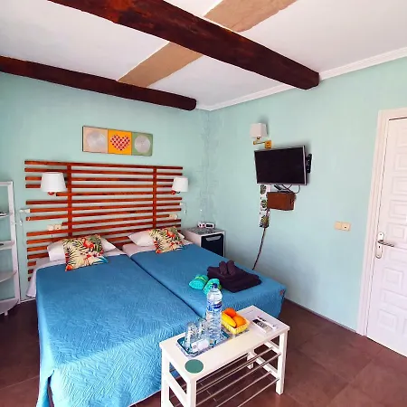 فندق مبيت وإفطار El Nacar 4*