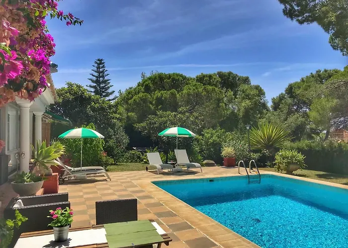 Oda ve Kahvaltı El Nacar Marbella