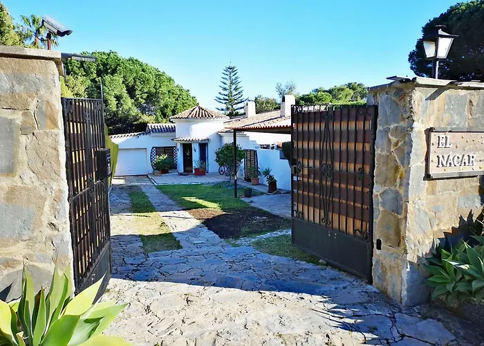 Oda ve Kahvaltı El Nacar Marbella