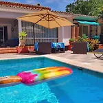 El Nacar Bed & Breakfast 4*